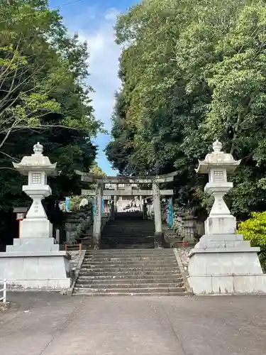 冠纓神社の鳥居