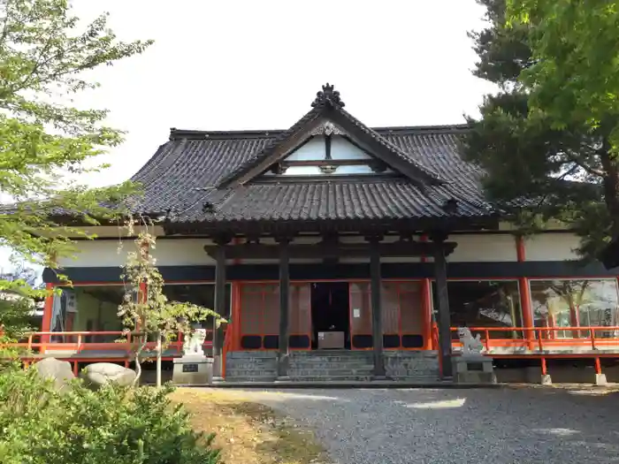 三宝荒神社の本殿