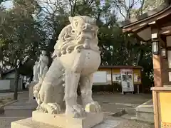 大阪護國神社の狛犬