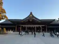 寒川神社の{uncategorized: "未分類", other: "その他", undefined: "問題あり", building: "その他建物", grave: "お墓", sacred_gate: "鳥居", guardian: "狛犬", statue: "像", buddha: "仏像", history: "歴史", nature: "自然", garden: "庭園", animal: "動物", pagoda: "塔", temizu: "手水舎", mountain_gate: "山門・神門", sanctuary: "本殿・本堂", subordinate: "末社・摂社", art: "芸術", scenery: "景色", jizo: "地蔵", ema: "絵馬", goshuin: "御朱印", omikuji: "おみくじ", items: "授与品その他", amulet: "お守り", goshuincho: "御朱印帳", eats: "食事", festival: "お祭り", votive_dance: "神楽", shichigosan: "七五三参", wedding: "結婚式", experience: "体験その他", initially: "初詣", around: "周辺", anti_infection: "感染症対策"}