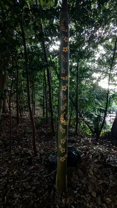 検見川神社の芸術