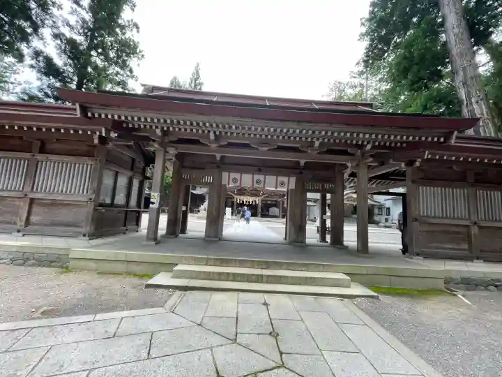白山比咩神社(石川県)