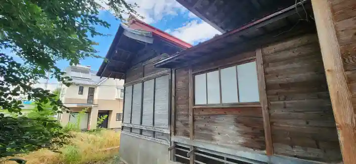 與次郎稲荷神社の本殿・本堂