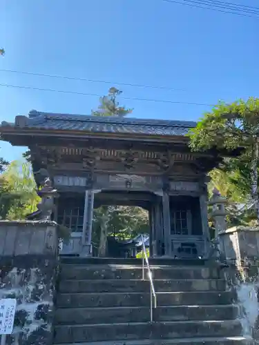 延光寺の山門