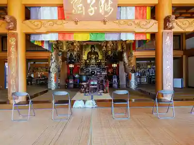 法持寺の本殿・本堂