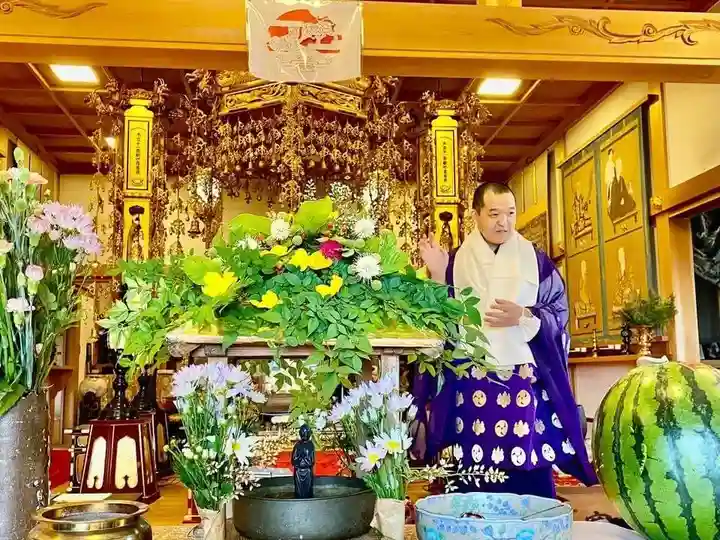 法話と天井絵の寺 観音寺(徳島県)