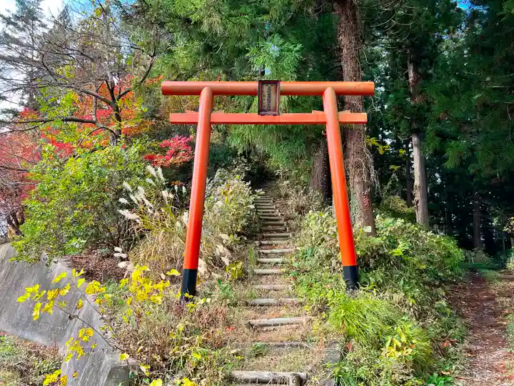 八乙女八幡神社の末社・摂社