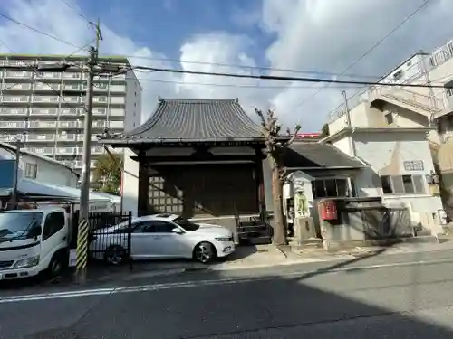 法専寺の本殿・本堂
