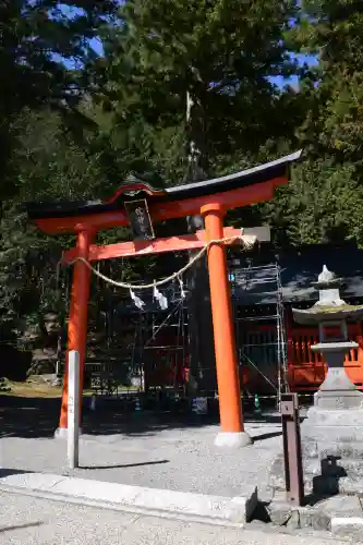 鎮神社の{uncategorized: "未分類", other: "その他", undefined: "問題あり", building: "その他建物", grave: "お墓", sacred_gate: "鳥居", guardian: "狛犬", statue: "像", buddha: "仏像", history: "歴史", nature: "自然", garden: "庭園", animal: "動物", pagoda: "塔", temizu: "手水舎", mountain_gate: "山門・神門", sanctuary: "本殿・本堂", subordinate: "末社・摂社", art: "芸術", scenery: "景色", jizo: "地蔵", ema: "絵馬", goshuin: "御朱印", omikuji: "おみくじ", items: "授与品その他", amulet: "お守り", goshuincho: "御朱印帳", eats: "食事", festival: "お祭り", votive_dance: "神楽", shichigosan: "七五三参", wedding: "結婚式", experience: "体験その他", initially: "初詣", around: "周辺", anti_infection: "感染症対策"}