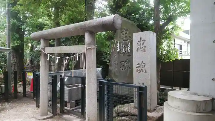 戸越八幡神社の鳥居