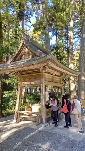 小國神社の手水舎