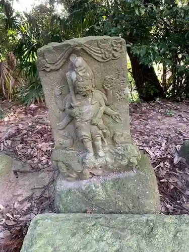 横田神社の地蔵