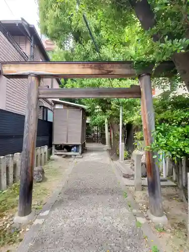 八白龍神社の鳥居