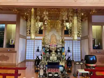 真隆寺の本殿・本堂