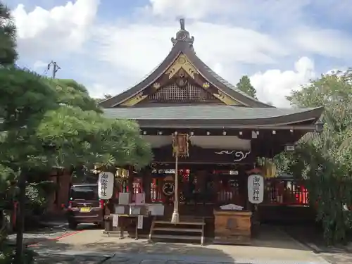 御霊神社の本殿・本堂