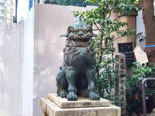 愛宕神社の狛犬