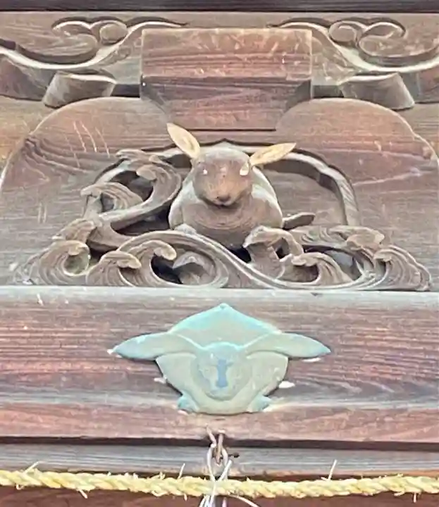 三尾神社の芸術