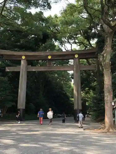 明治神宮の鳥居