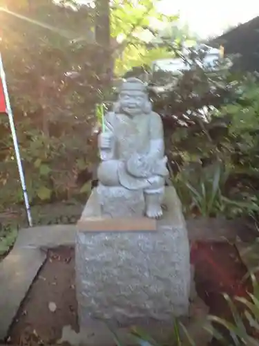 麻賀多神社の像