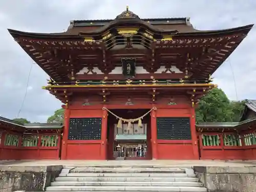 伊賀八幡宮の山門・神門