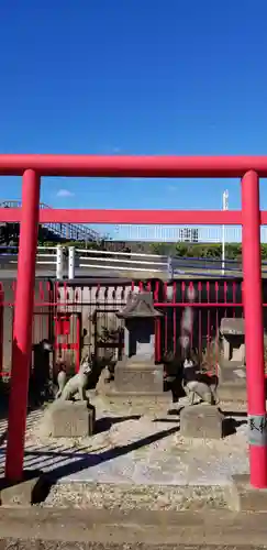 諏訪野八幡神社の末社・摂社