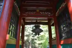 三峯神社の山門