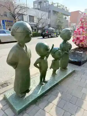 桜神宮の{uncategorized: "未分類", other: "その他", undefined: "問題あり", building: "その他建物", grave: "お墓", sacred_gate: "鳥居", guardian: "狛犬", statue: "像", buddha: "仏像", history: "歴史", nature: "自然", garden: "庭園", animal: "動物", pagoda: "塔", temizu: "手水舎", mountain_gate: "山門・神門", sanctuary: "本殿・本堂", subordinate: "末社・摂社", art: "芸術", scenery: "景色", jizo: "地蔵", ema: "絵馬", goshuin: "御朱印", omikuji: "おみくじ", items: "授与品その他", amulet: "お守り", goshuincho: "御朱印帳", eats: "食事", festival: "お祭り", votive_dance: "神楽", shichigosan: "七五三参", wedding: "結婚式", experience: "体験その他", initially: "初詣", around: "周辺", anti_infection: "感染症対策"}