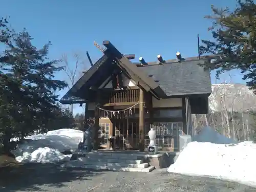 留寿都神社の本殿・本堂