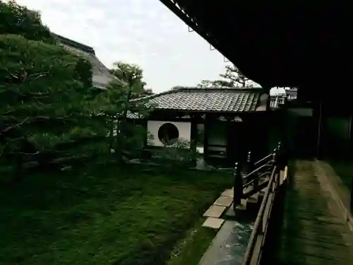 両足院の建物その他