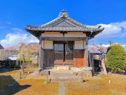 藤丸稲荷大明神の本殿・本堂