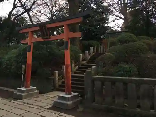 根津神社の鳥居