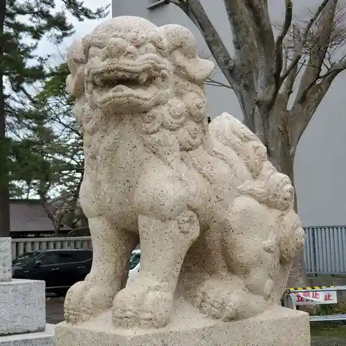 重蔵神社の狛犬