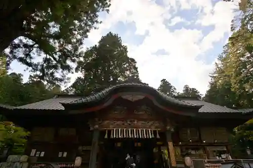 北口本宮冨士浅間神社の本殿