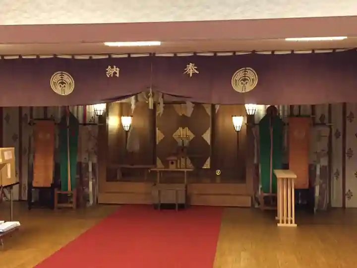 初音森神社の本殿・本堂