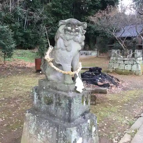 室菅原神社の狛犬