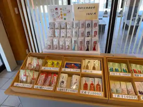 劒神社の{uncategorized: "未分類", other: "その他", undefined: "問題あり", building: "その他建物", grave: "お墓", sacred_gate: "鳥居", guardian: "狛犬", statue: "像", buddha: "仏像", history: "歴史", nature: "自然", garden: "庭園", animal: "動物", pagoda: "塔", temizu: "手水舎", mountain_gate: "山門・神門", sanctuary: "本殿・本堂", subordinate: "末社・摂社", art: "芸術", scenery: "景色", jizo: "地蔵", ema: "絵馬", goshuin: "御朱印", omikuji: "おみくじ", items: "授与品その他", amulet: "お守り", goshuincho: "御朱印帳", eats: "食事", festival: "お祭り", votive_dance: "神楽", shichigosan: "七五三参", wedding: "結婚式", experience: "体験その他", initially: "初詣", around: "周辺", anti_infection: "感染症対策"}