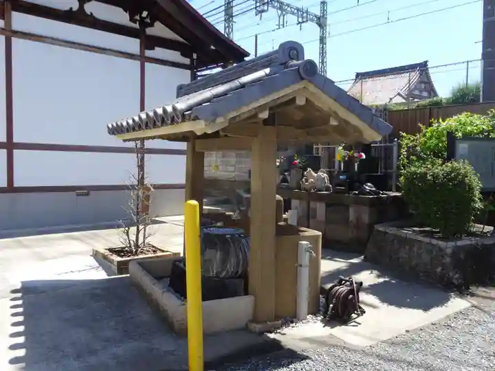 慶運寺の手水舎