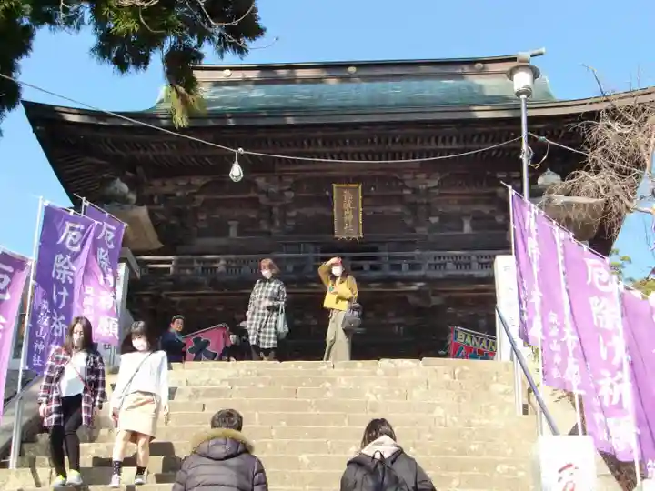 筑波山神社の山門・神門