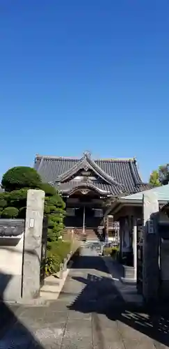 円蔵院の本殿・本堂