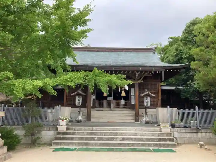 熊内八幡神社の本殿・本堂