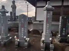 無量寺の建物その他