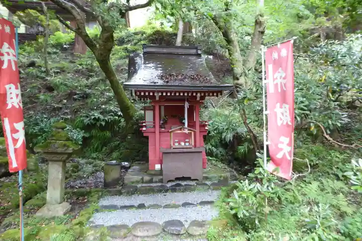 室生寺の末社・摂社