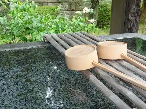 横浜　西方寺の手水舎