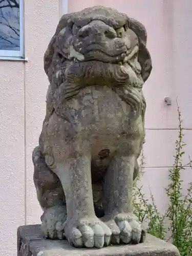 国造神社の狛犬