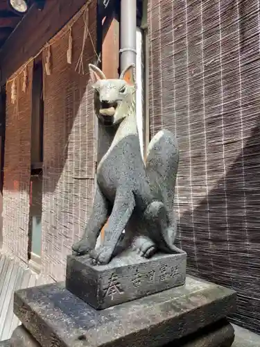 岬神社（土佐稲荷神社）の狛犬