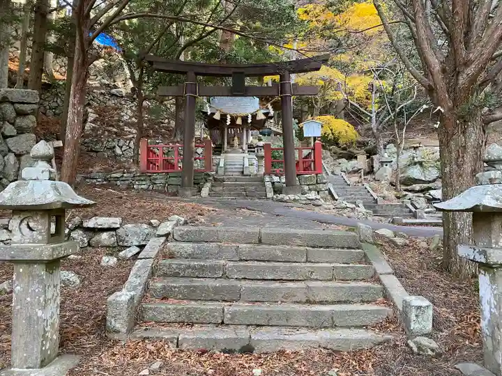 金華山黄金山神社(宮城県)