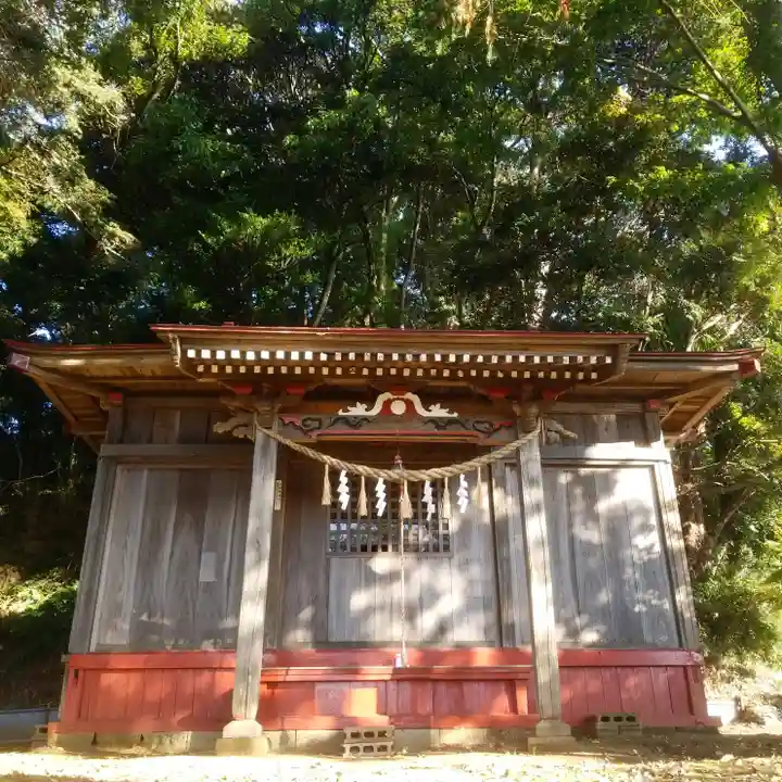 根山神社の本殿・本堂