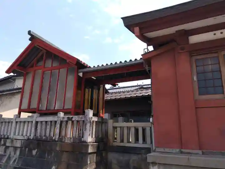 市姫神社の{uncategorized: "未分類", other: "その他", undefined: "問題あり", building: "その他建物", grave: "お墓", sacred_gate: "鳥居", guardian: "狛犬", statue: "像", buddha: "仏像", history: "歴史", nature: "自然", garden: "庭園", animal: "動物", pagoda: "塔", temizu: "手水舎", mountain_gate: "山門・神門", sanctuary: "本殿・本堂", subordinate: "末社・摂社", art: "芸術", scenery: "景色", jizo: "地蔵", ema: "絵馬", goshuin: "御朱印", omikuji: "おみくじ", items: "授与品その他", amulet: "お守り", goshuincho: "御朱印帳", eats: "食事", festival: "お祭り", votive_dance: "神楽", shichigosan: "七五三参", wedding: "結婚式", experience: "体験その他", initially: "初詣", around: "周辺", anti_infection: "感染症対策"}