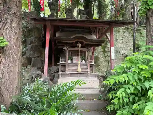 王子稲荷神社の{uncategorized: "未分類", other: "その他", undefined: "問題あり", building: "その他建物", grave: "お墓", sacred_gate: "鳥居", guardian: "狛犬", statue: "像", buddha: "仏像", history: "歴史", nature: "自然", garden: "庭園", animal: "動物", pagoda: "塔", temizu: "手水舎", mountain_gate: "山門・神門", sanctuary: "本殿・本堂", subordinate: "末社・摂社", art: "芸術", scenery: "景色", jizo: "地蔵", ema: "絵馬", goshuin: "御朱印", omikuji: "おみくじ", items: "授与品その他", amulet: "お守り", goshuincho: "御朱印帳", eats: "食事", festival: "お祭り", votive_dance: "神楽", shichigosan: "七五三参", wedding: "結婚式", experience: "体験その他", initially: "初詣", around: "周辺", anti_infection: "感染症対策"}