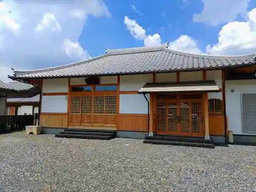 観山寺の本殿・本堂